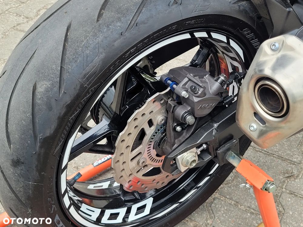 Kawasaki Z 900 - 22