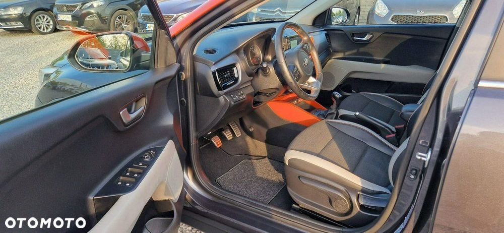 Kia Stonic - 15