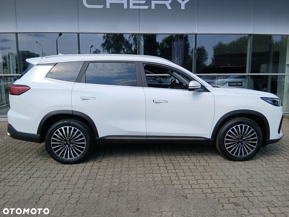 Chery Tiggo 8 1.6 T-GDI Prestige DCT - 8