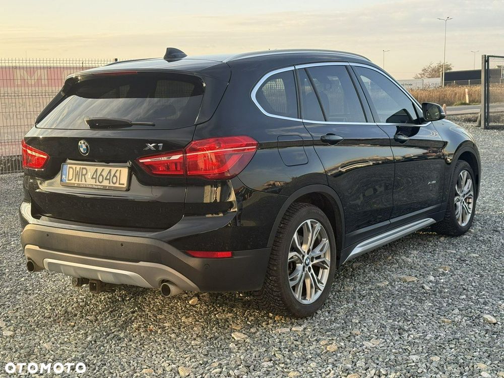 BMW X1 xDrive28i - 6