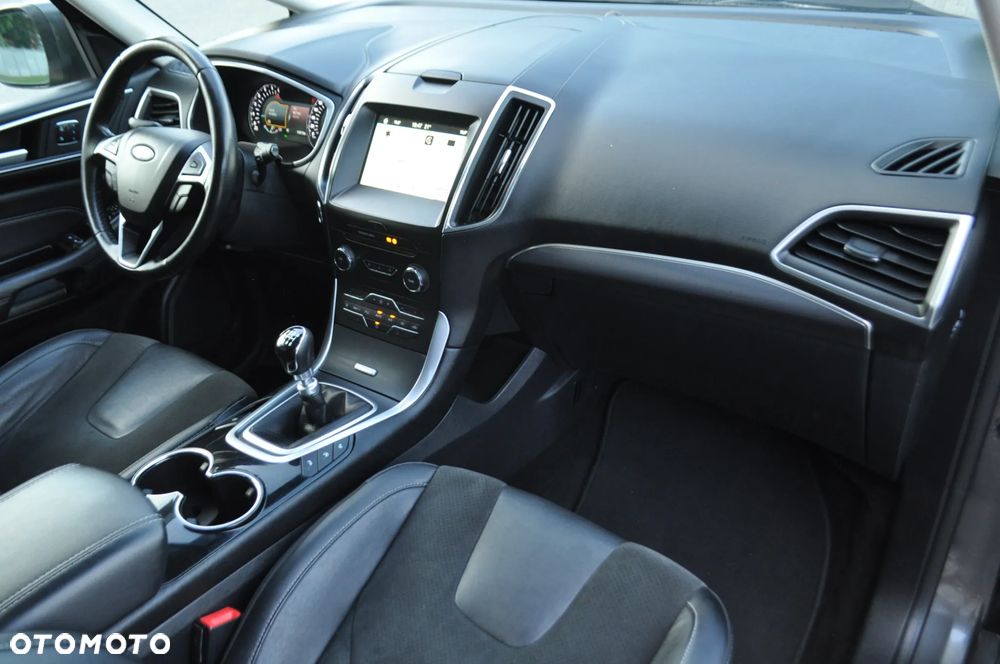 Ford S-Max 2.0 TDCi Titanium - 11