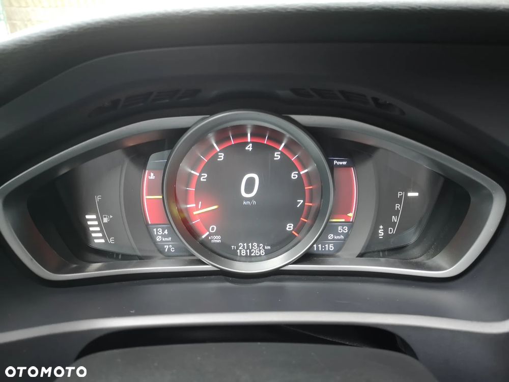 Volvo V40 T4 Powershift Kinetic - 13
