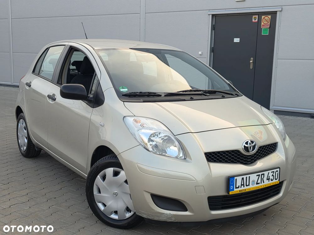 Toyota Yaris 1.0 VVT-i Cool - 1