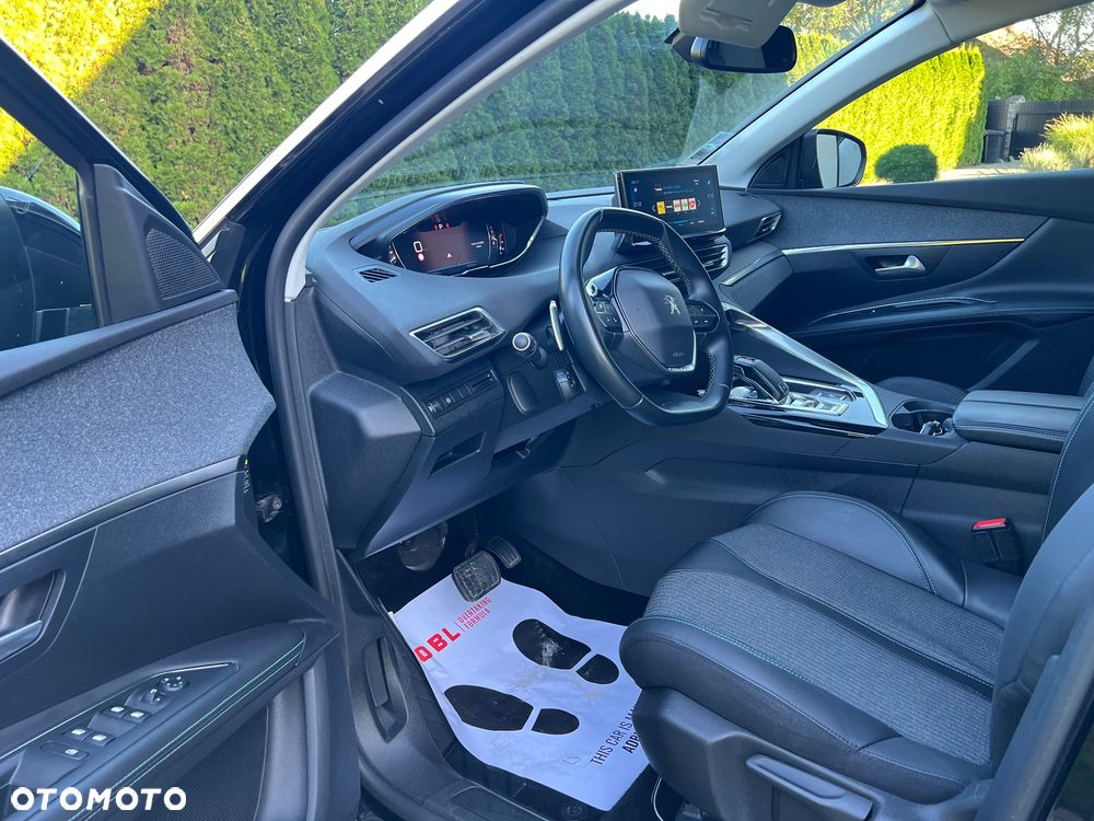 Peugeot 3008 1.5 BlueHDi Allure S&S EAT8 - 11
