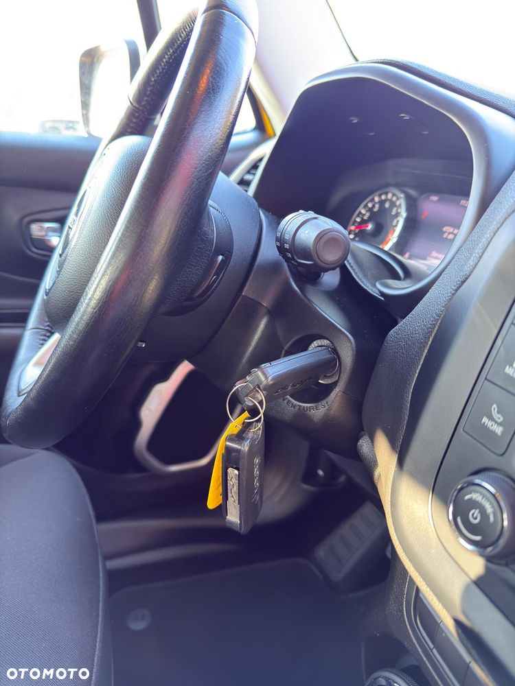 Jeep Renegade 1.4 MultiAir Limited - 32