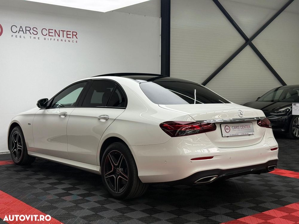 Mercedes-Benz E 300 de 4Matic 9G-TRONIC AMG Line - 19