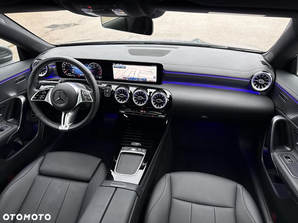 Mercedes-Benz CLA - 18