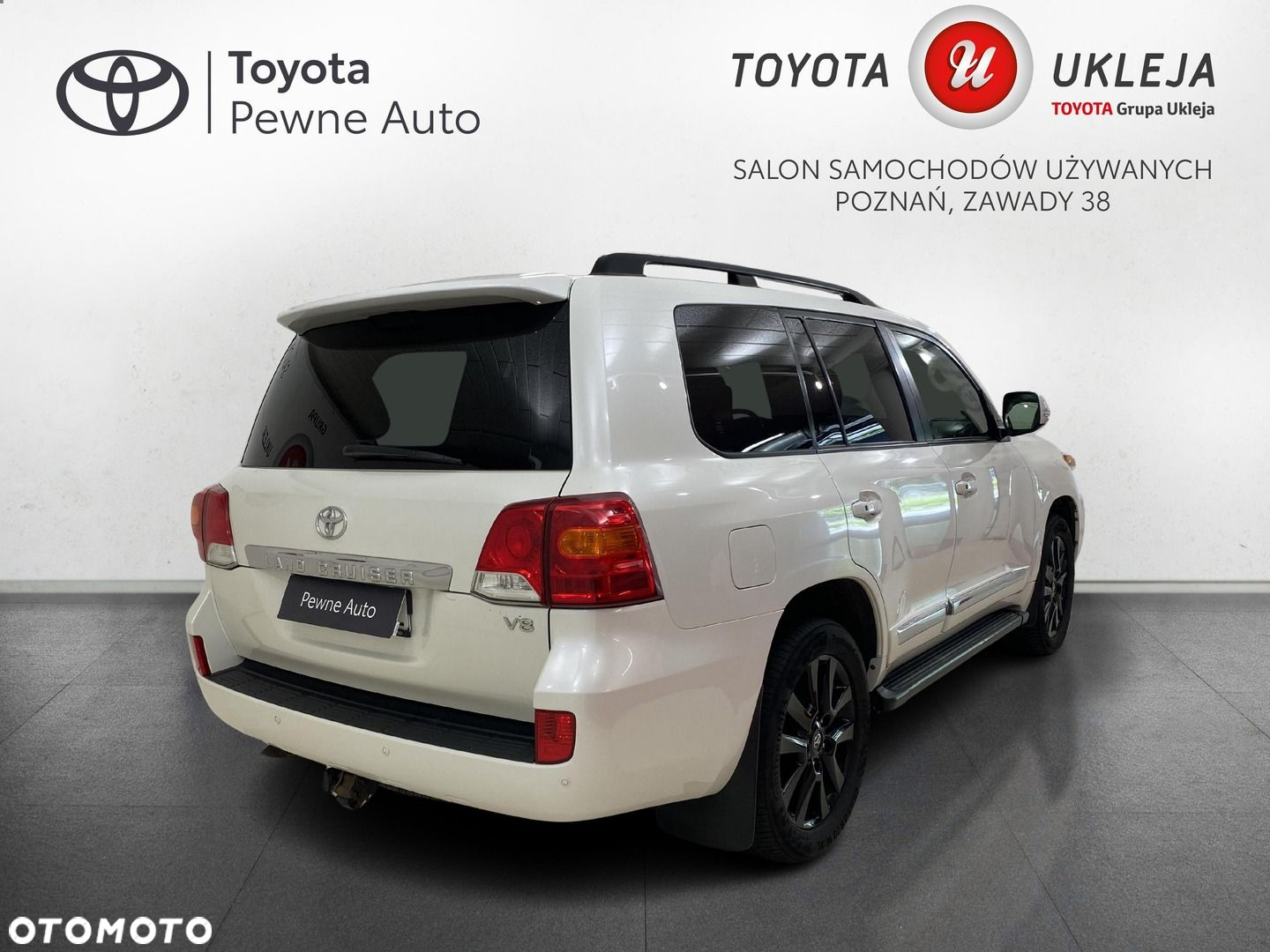 Toyota Land Cruiser - 2