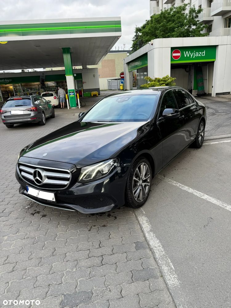 Mercedes-Benz Klasa E 220 d 9G-TRONIC - 2