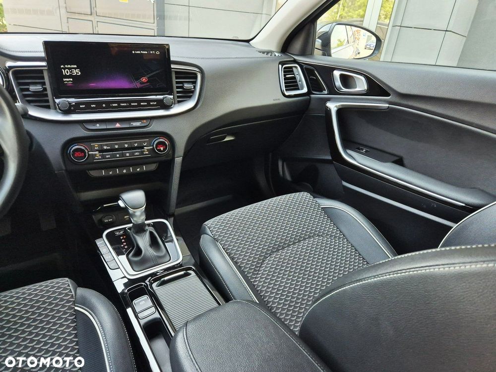 Kia Ceed 1.5 T-GDI Tribute DCT - 19