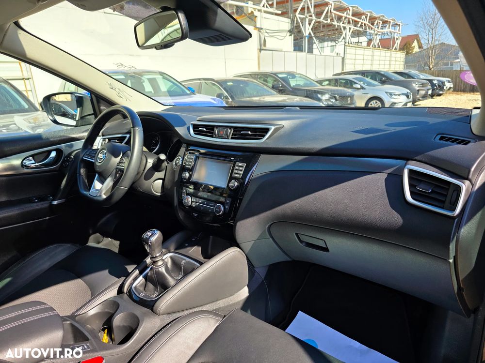 Nissan Qashqai 1.2 DIG-T TEKNA+ - 23