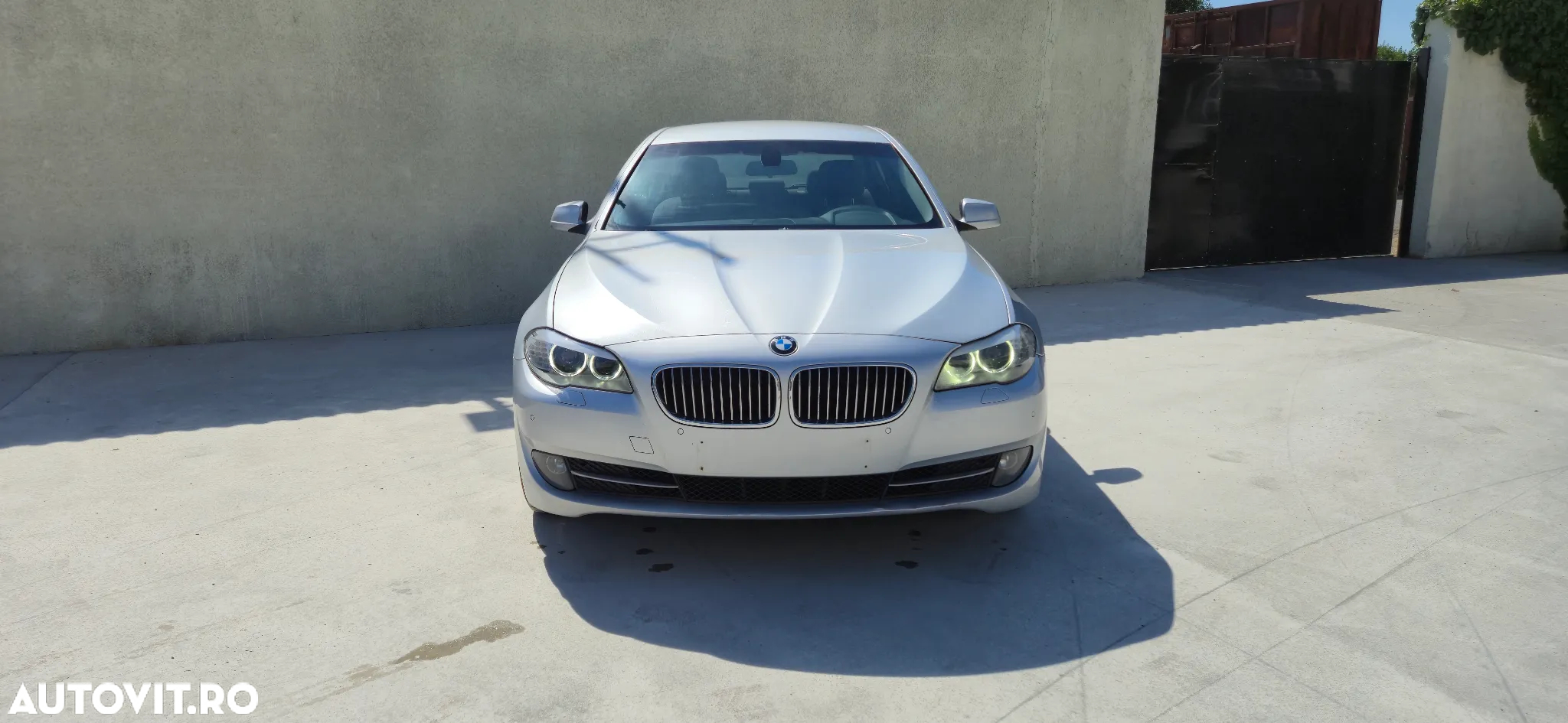 BMW Seria 5 530d - 29