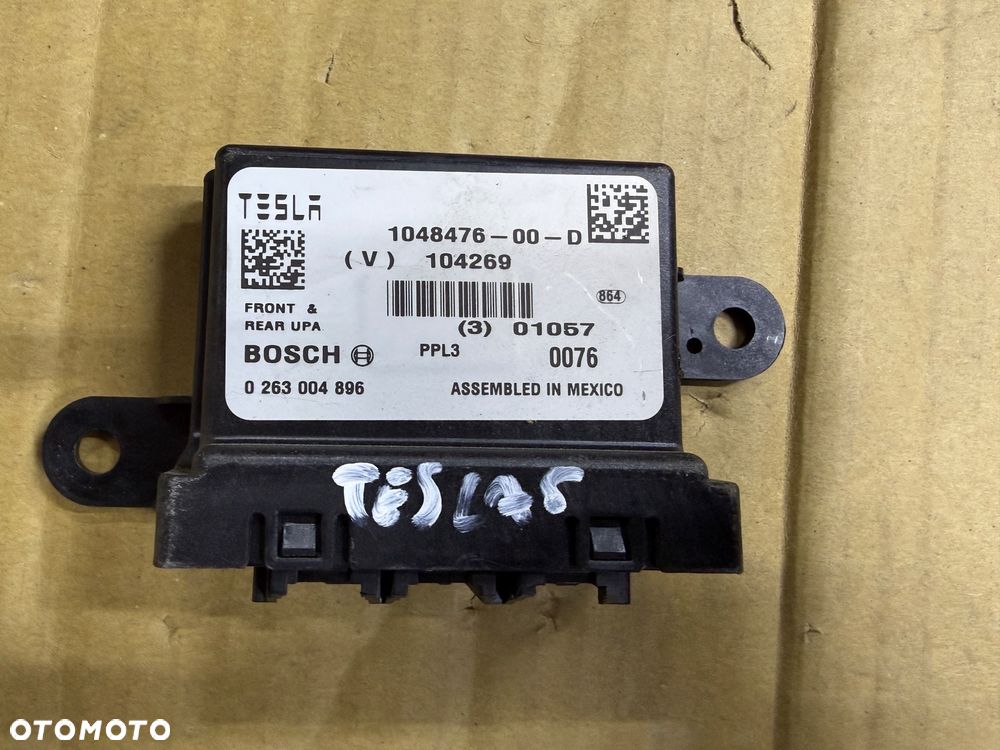 Moduł PDC Tesla Model S P85D Nr. 1048476-00-D. - 1