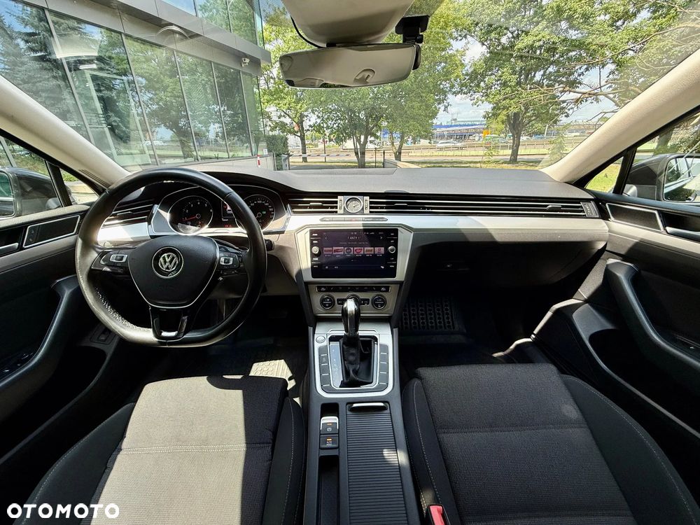 Volkswagen Passat 1.8 TSI BMT Comfortline DSG - 11