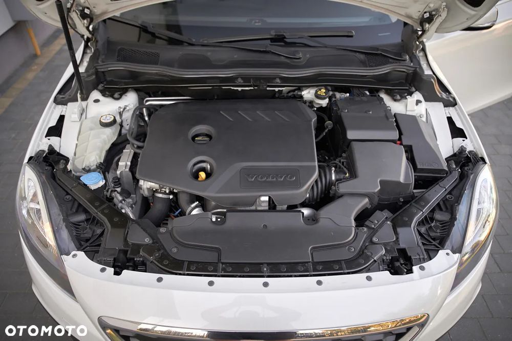 Volvo V40 Cross Country D2 Ocean Race - 40