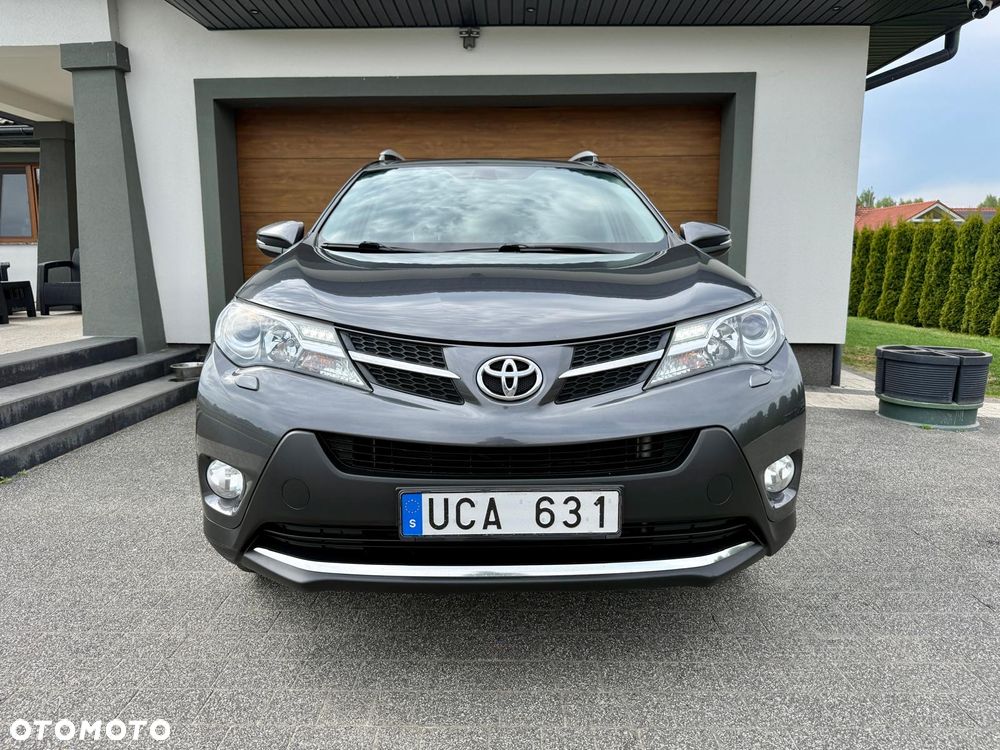 Toyota RAV4 - 4