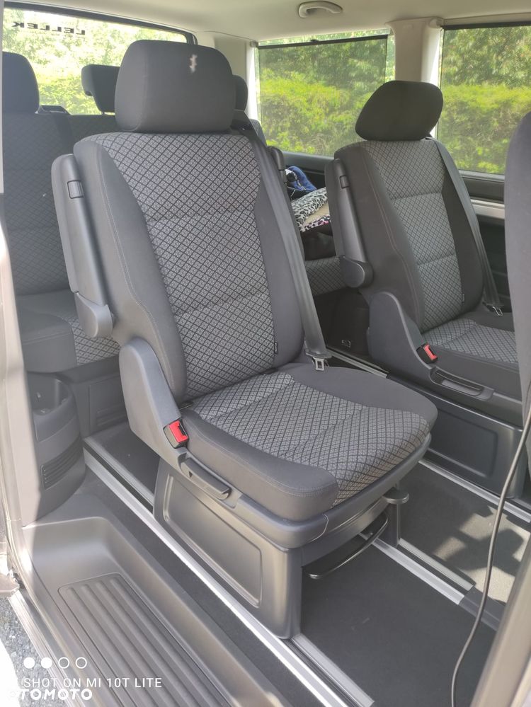 Volkswagen Multivan - 9