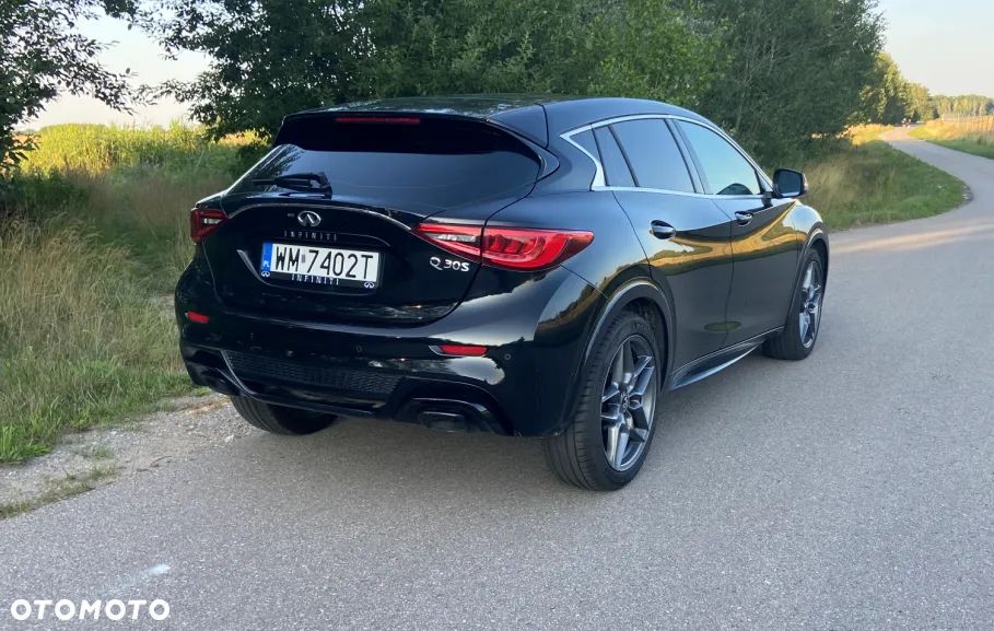 Infiniti Q30 1.5d Premium - 4