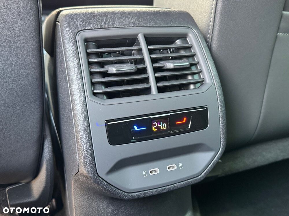 Cupra Formentor 1.5 eTSI mHEV DSG - 36