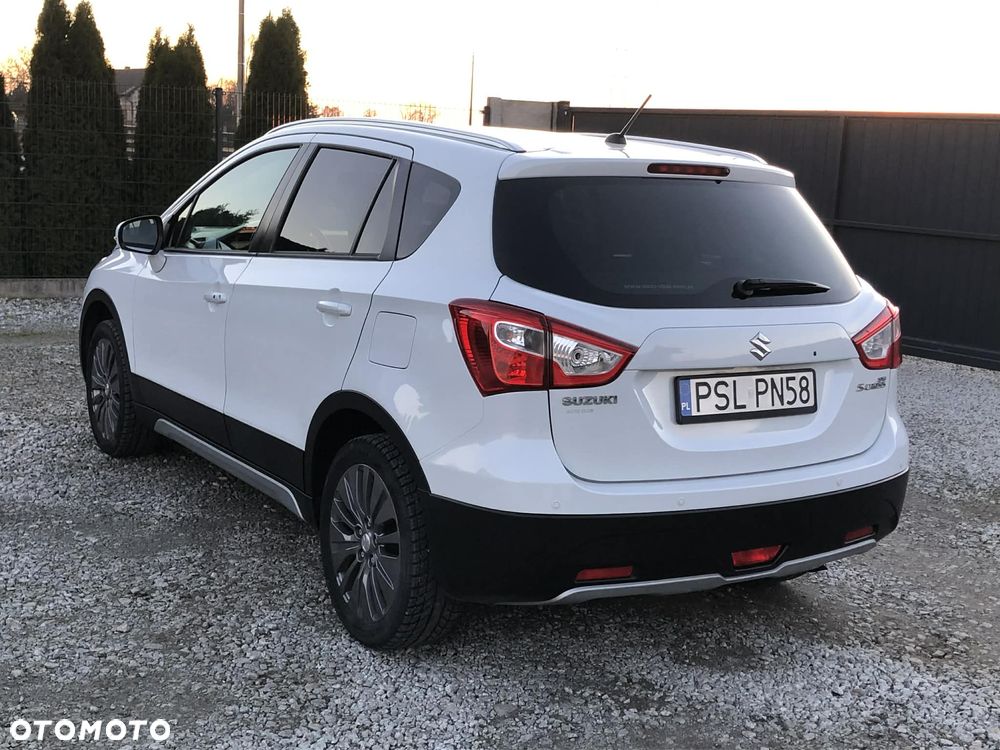 Suzuki SX4 1.6 Premium - 5