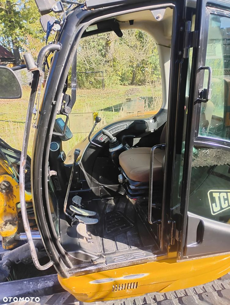 JCB 8085 - 5