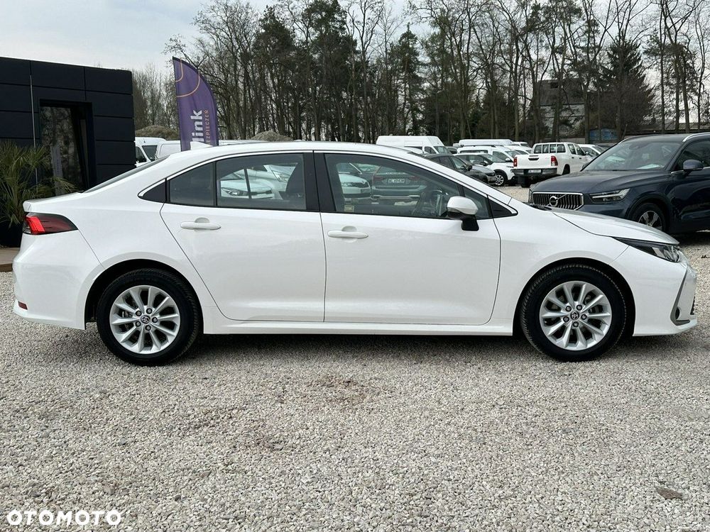 Toyota Corolla - 9