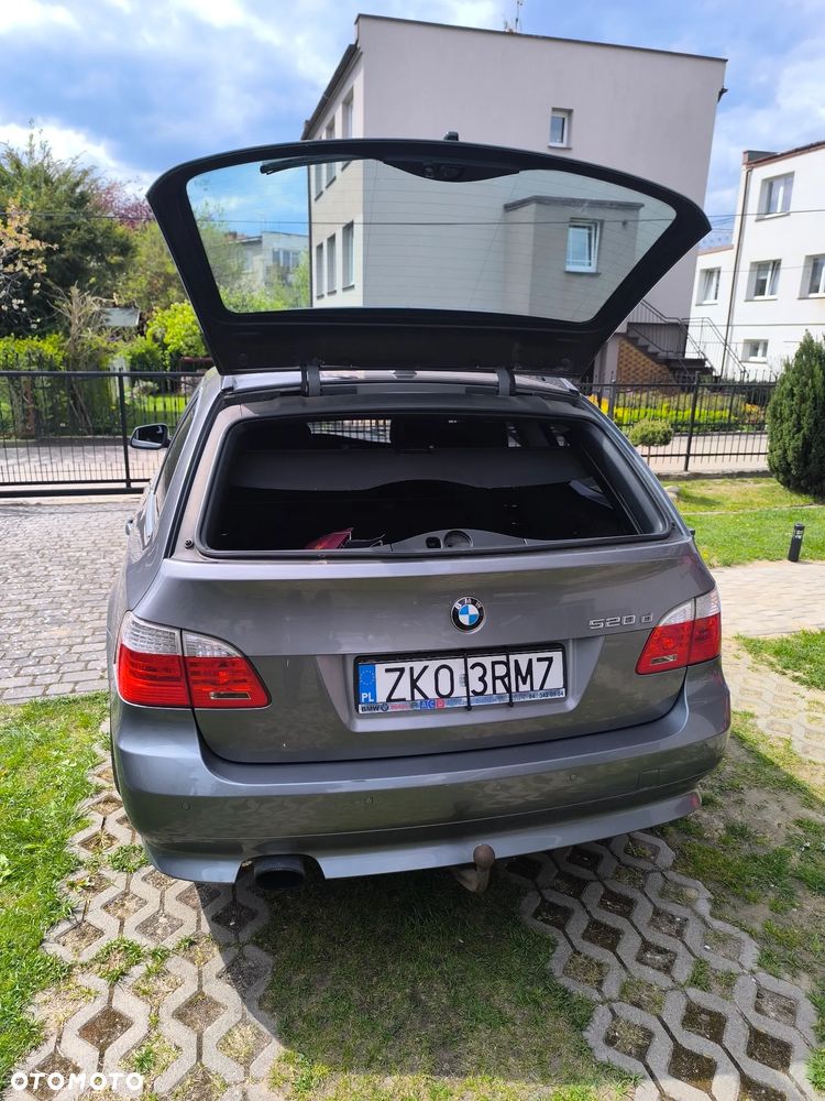 BMW Seria 5 520d - 7
