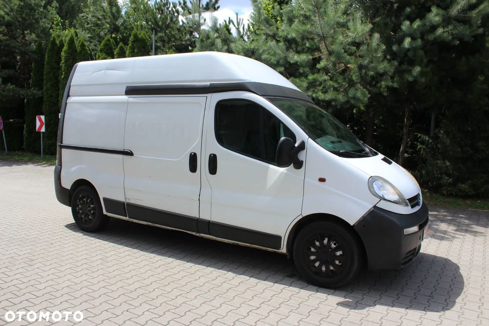 Opel Vivaro - 9