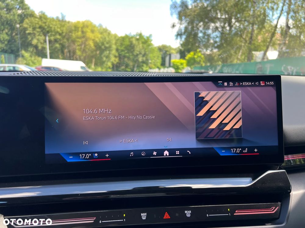BMW Seria 5 530e PHEV - 33