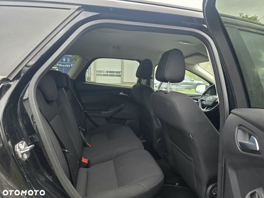 Ford Focus - 22