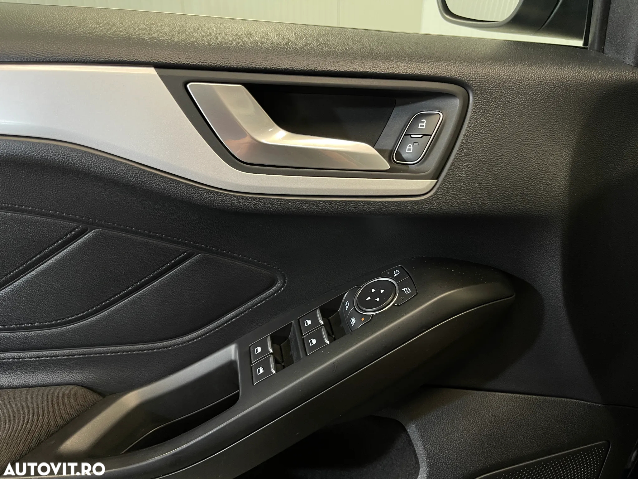Ford Focus 1.0 EcoBoost MHEV Connected - 18