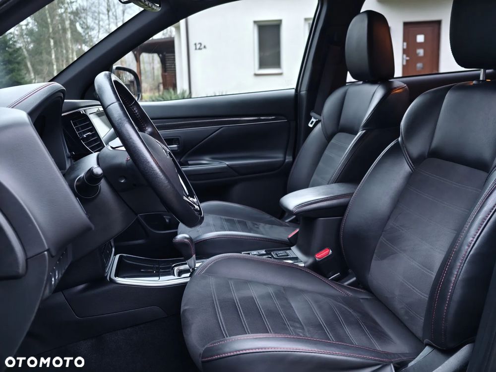 Mitsubishi Outlander 2.4 4WD CVT Intense - 8