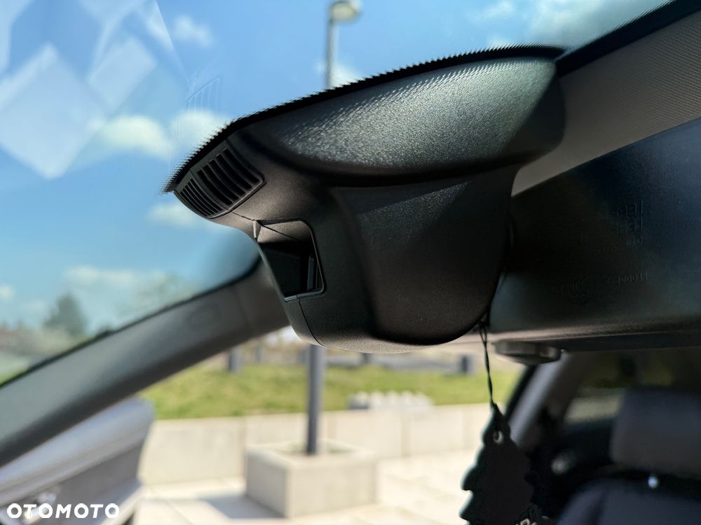 BMW Seria 3 320d - 33