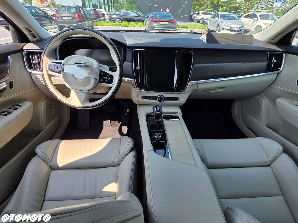 Volvo V90 Cross Country D4 SCR AWD Pro - 19