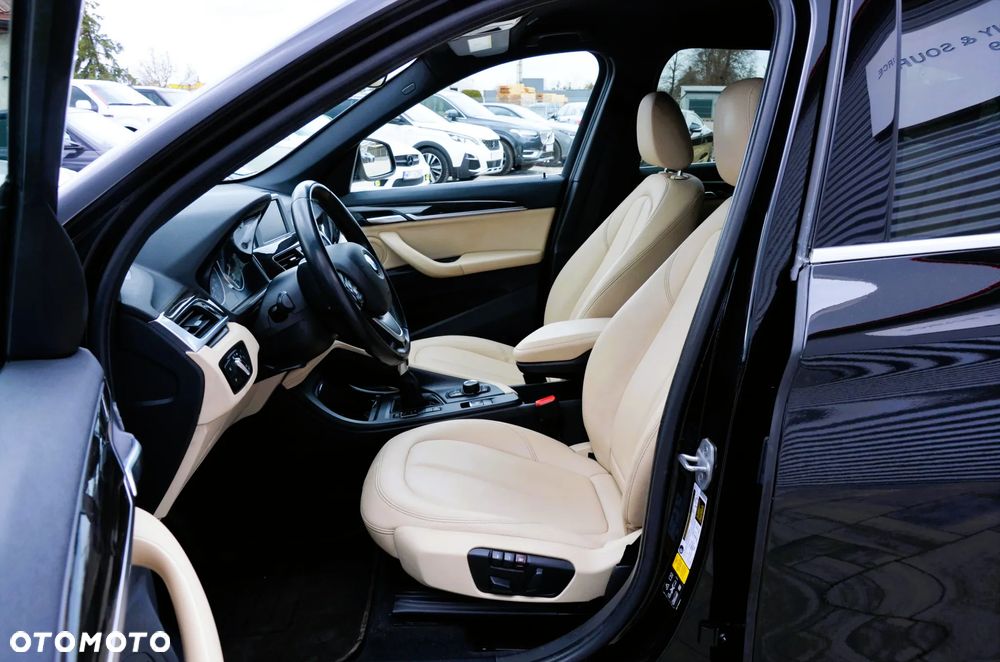 BMW X1 xDrive28i xLine - 11