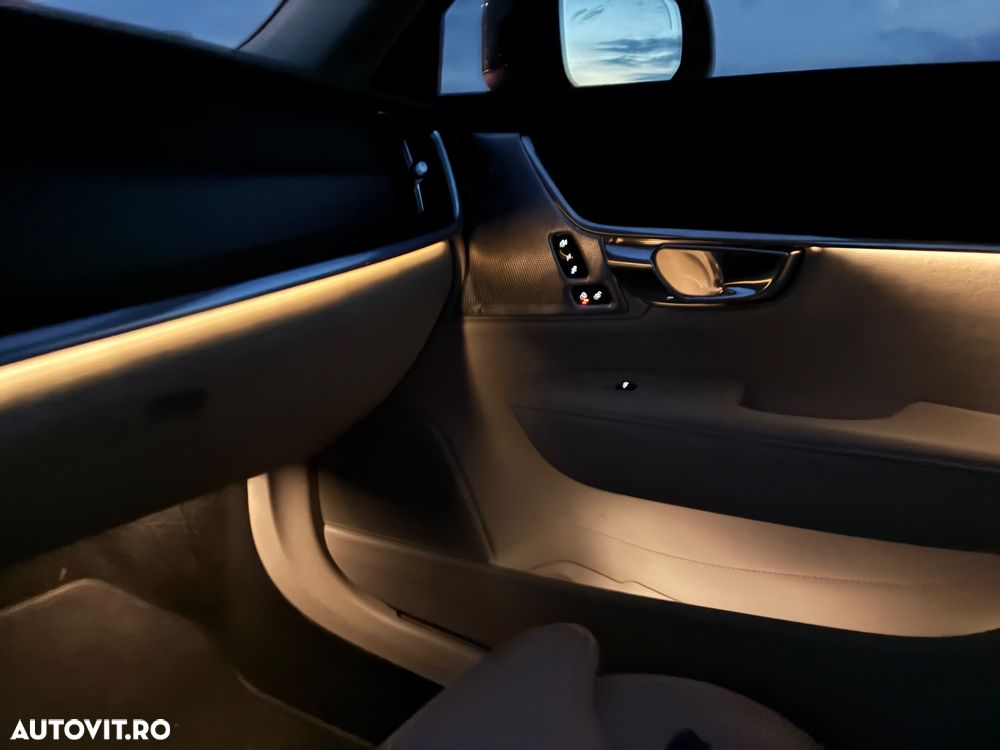 Volvo V90 D5 AWD Inscription - 30