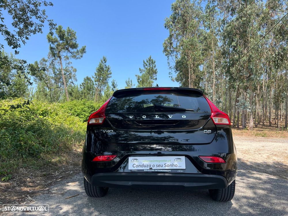 Volvo V40 2.0 D2 Momentum - 29