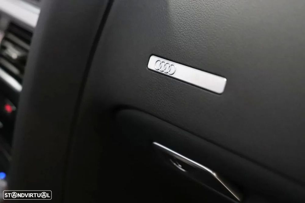 Audi A5 Cabrio 2.0 TDi S-line S tronic - 6