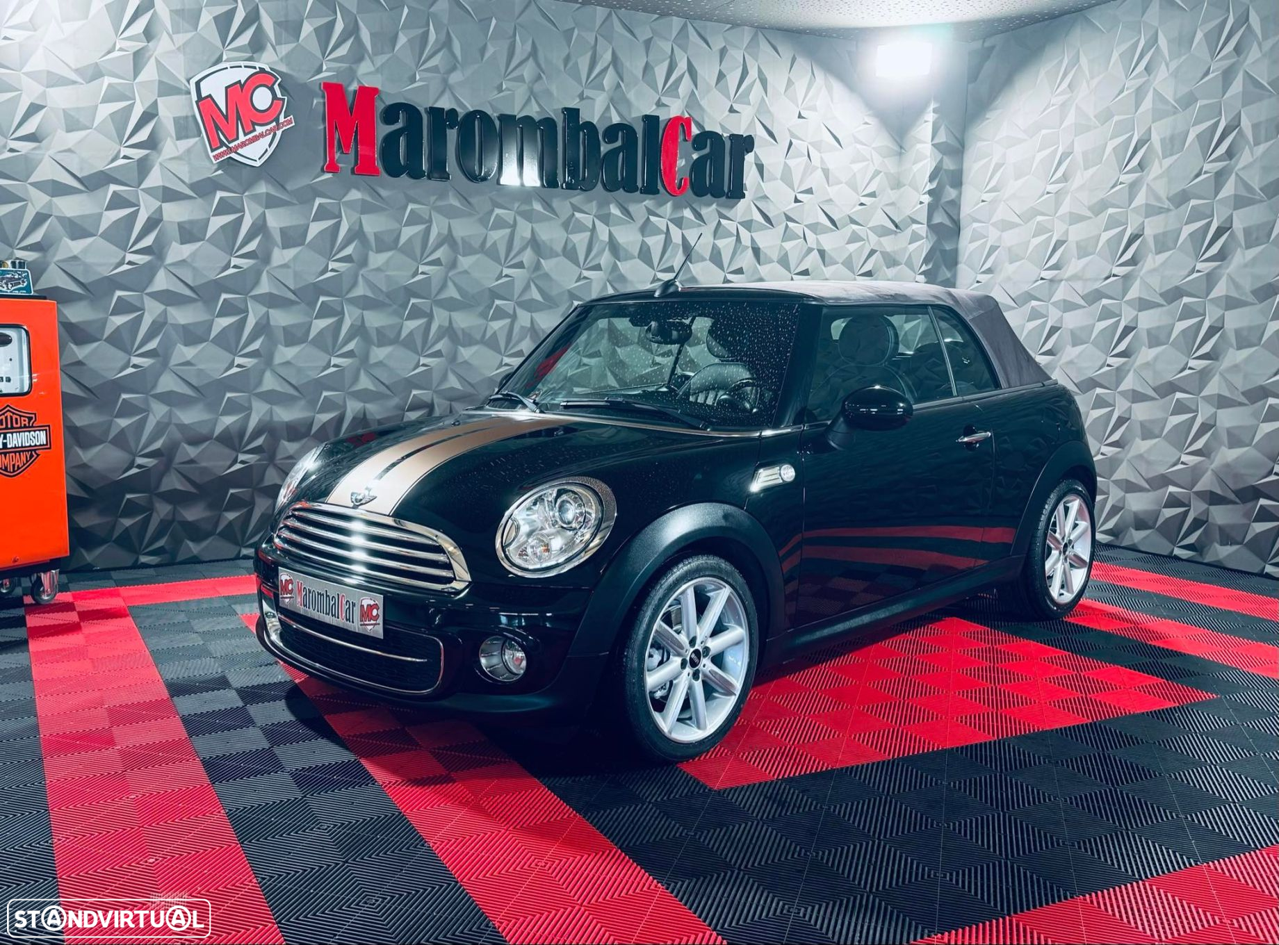 MINI Cabrio Cooper D - 2