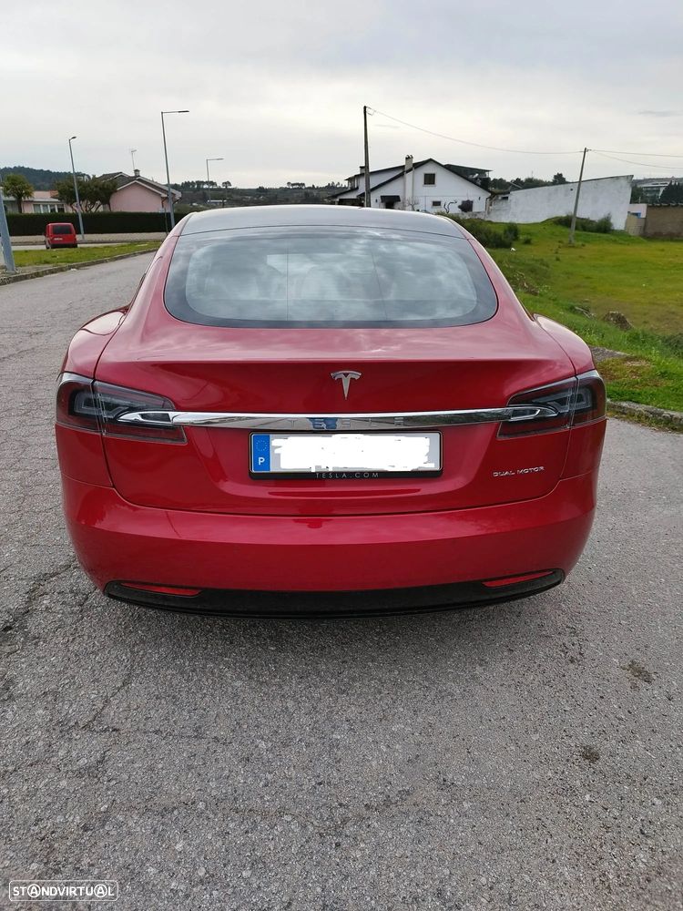 Tesla Model S Long Range - 2