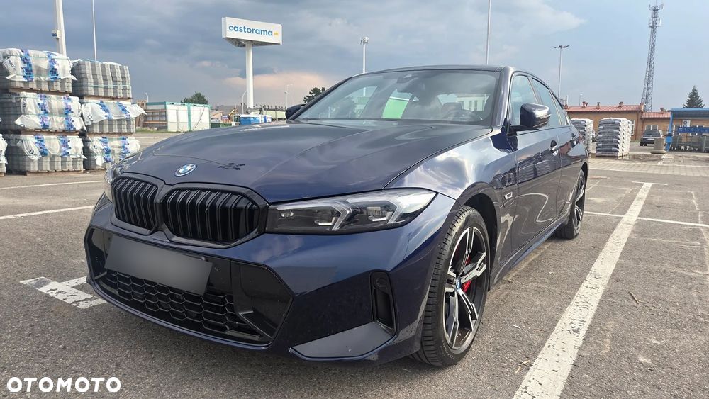 BMW Seria 3 330e xDrive M Sport sport - 1