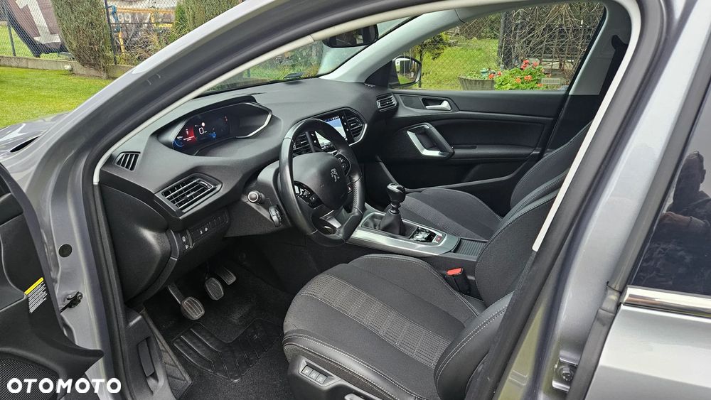 Peugeot 308 BlueHDi 130 Allure Pack - 8