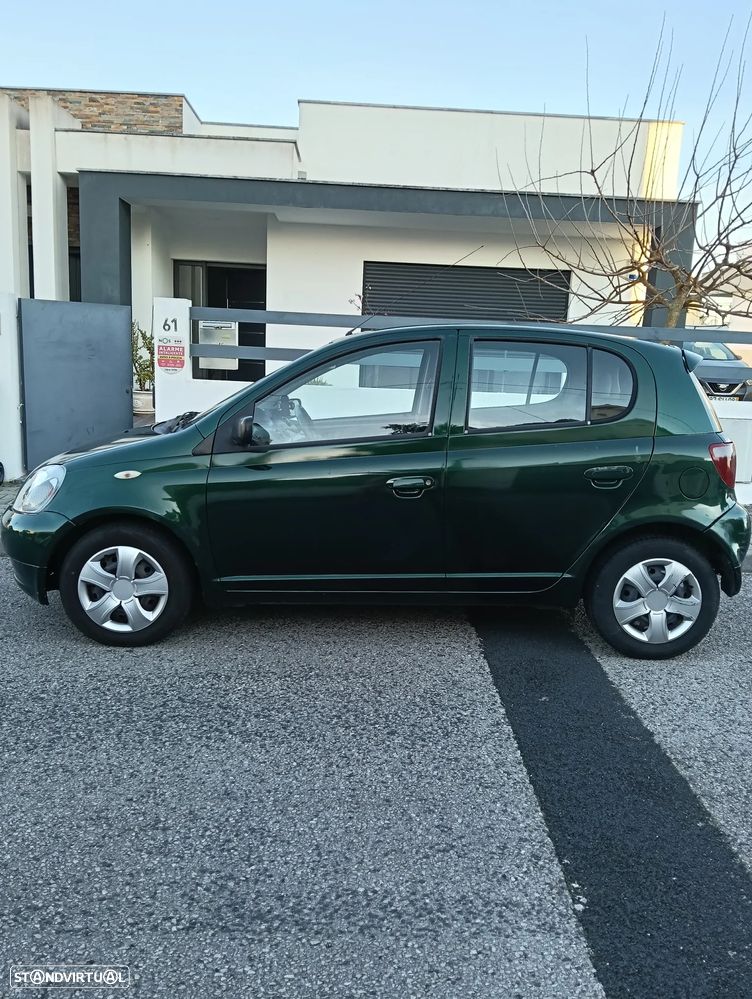Toyota Yaris - 2