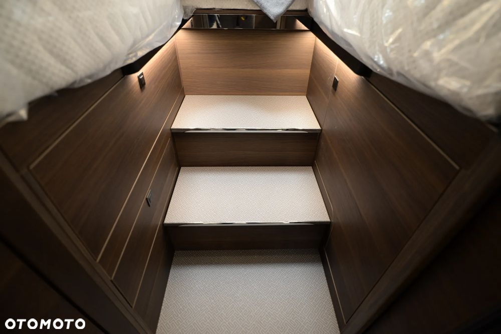 Adria Supersonic 780 SL - 16