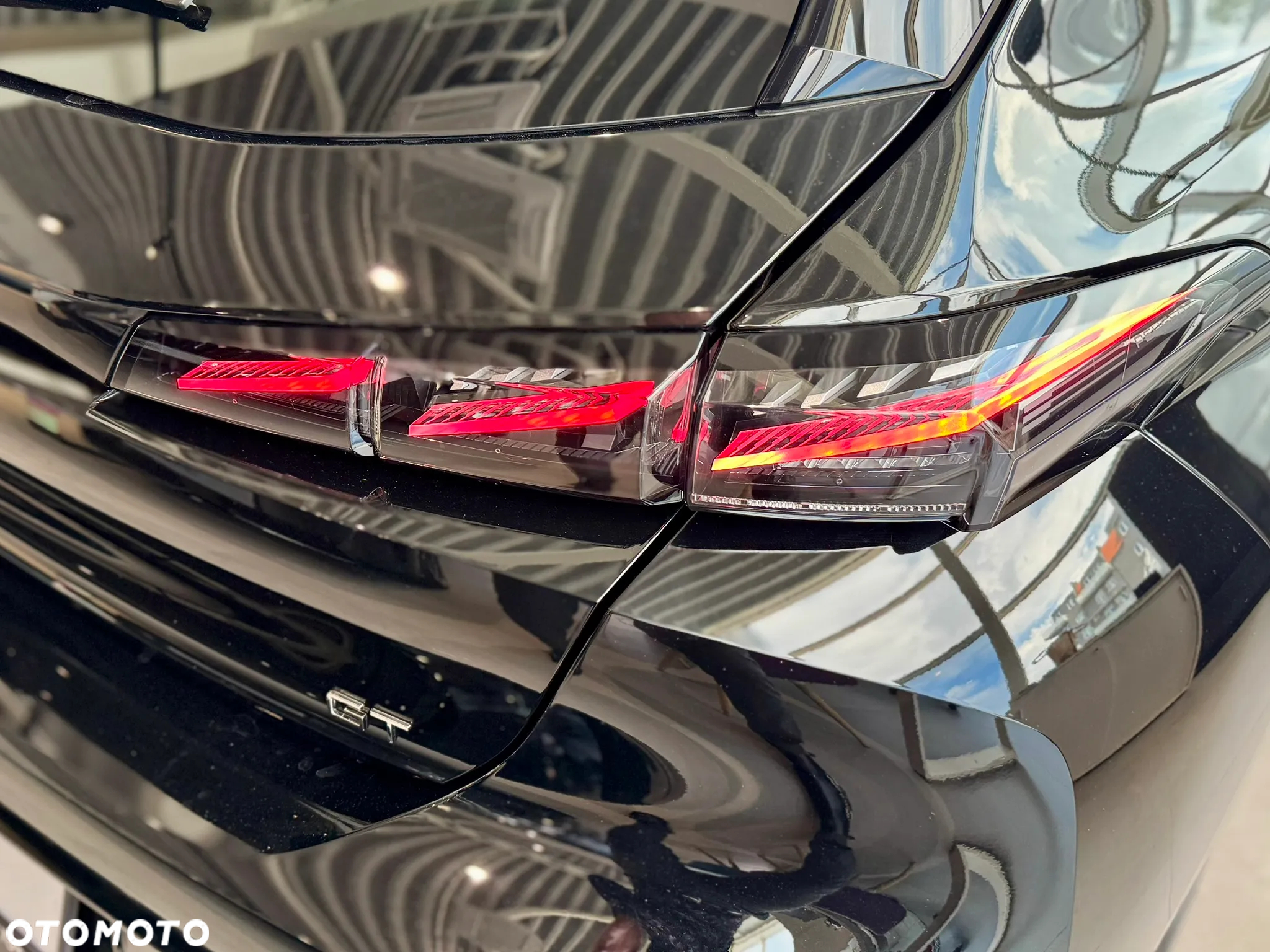 Peugeot 308 1.2 mHEV GT S&S e-DCS6 - 10