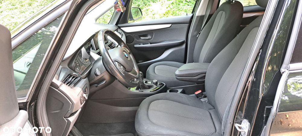 BMW Seria 2 218i Gran Tourer - 16