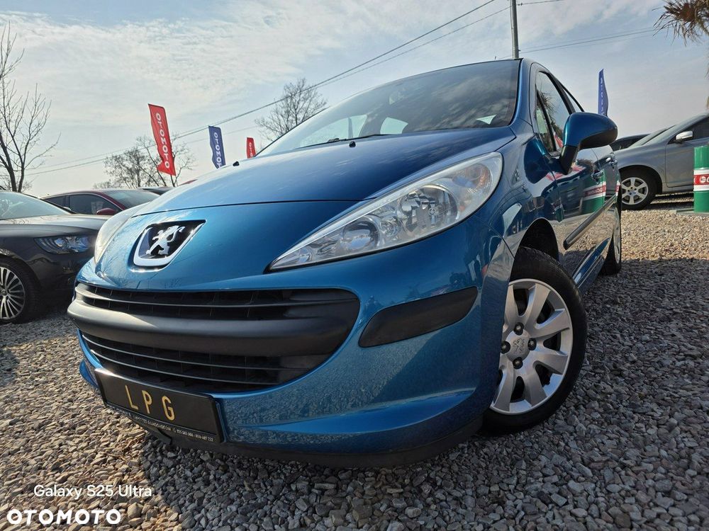 Peugeot 207 1.4 - 17