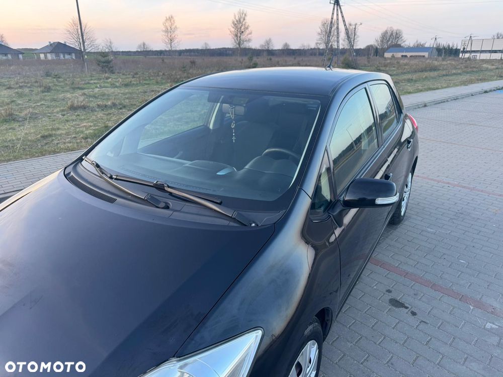 Toyota Auris 1.33 VVT-i Terra - 19