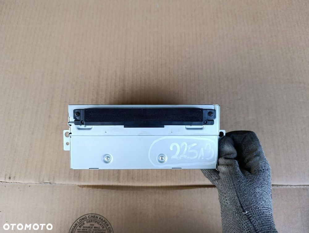 VOLVO V60 RADIO RADIOODTWARZACZ 31667604 - 1