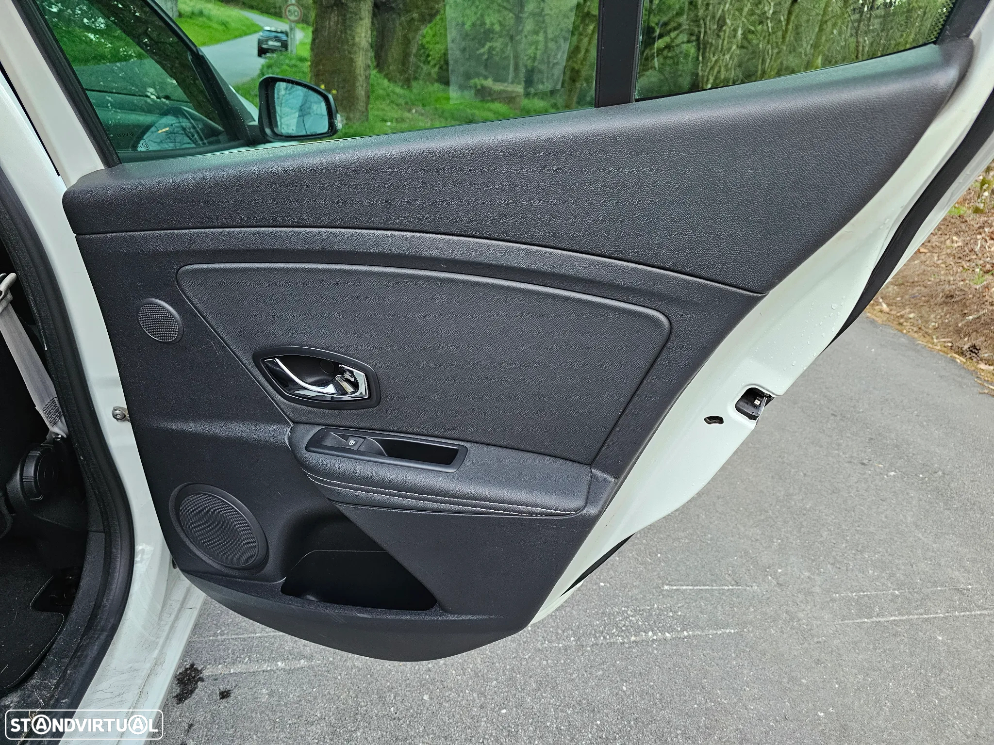 Renault Mégane 1.5 dCi Bose Edition - 19